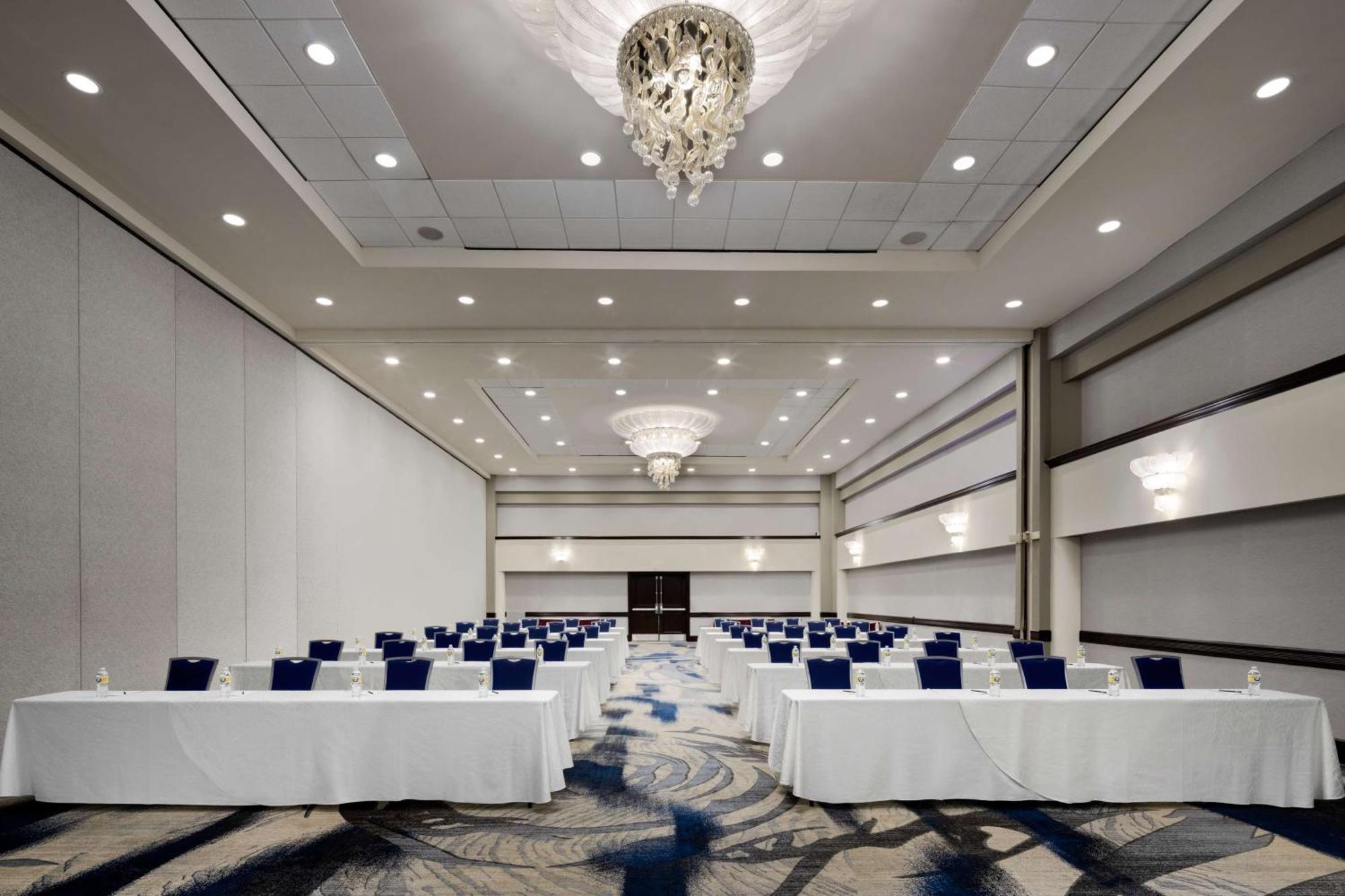 Hotel Hilton Long Island/Huntington Melville Zewnętrze zdjęcie